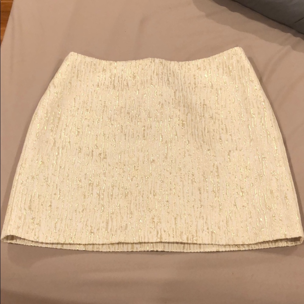 Mini skirt!